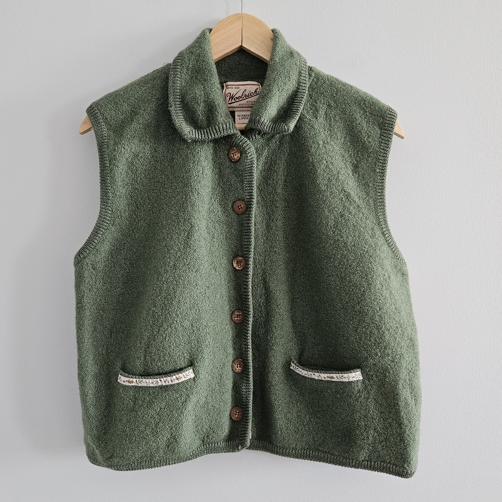 Vintage Woolrich 100% Wool Sweater Vest Olive Green Large Cottagecore